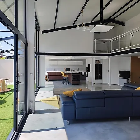 Villa Loft Lumineux, Piece De Vie 100m2, Parking Prive Le Mesnil-Esnard